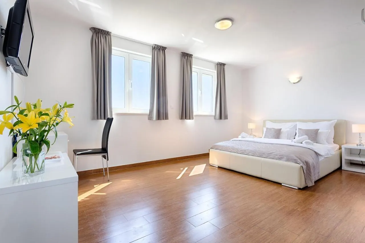 Adriatic Queen Residence Split Apartment